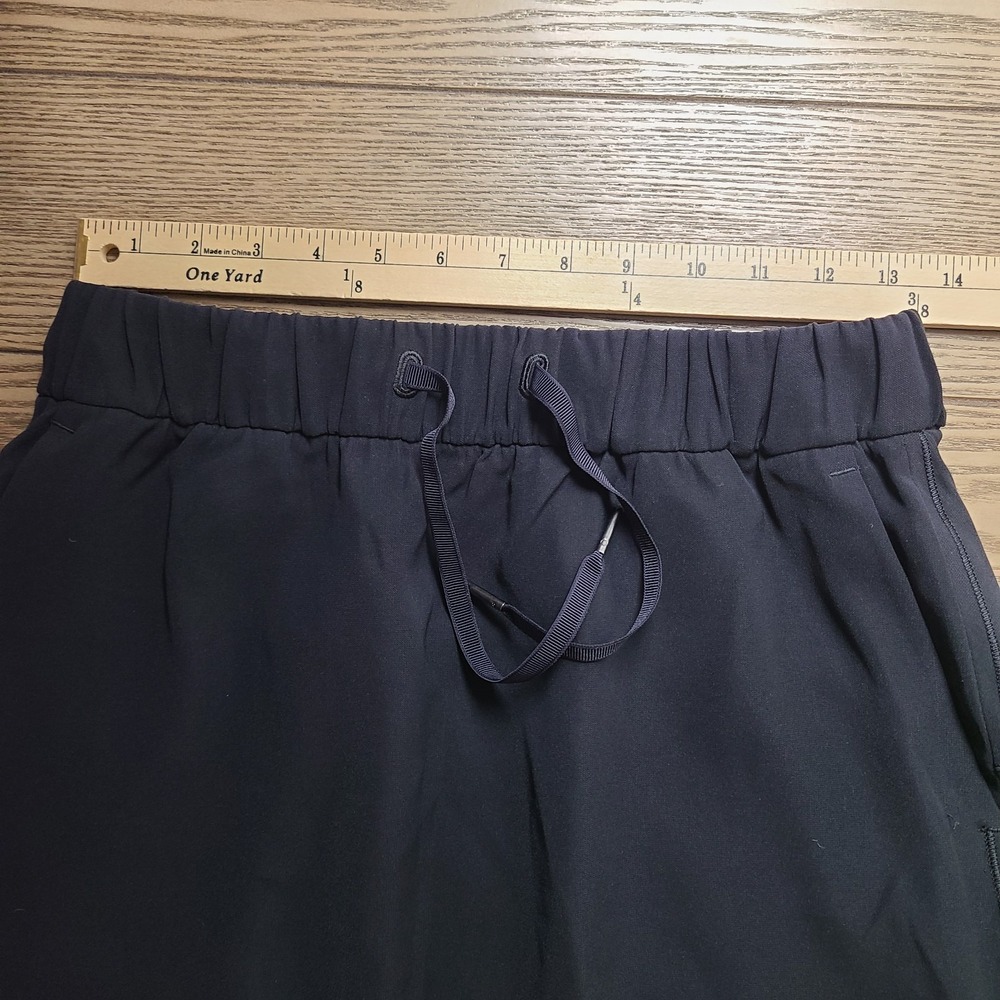 Lululemon On The‎ Fly Skirt Black Pull-On Elastic Waist Drawstring Athleisure 8 - Picture 8 of 9
